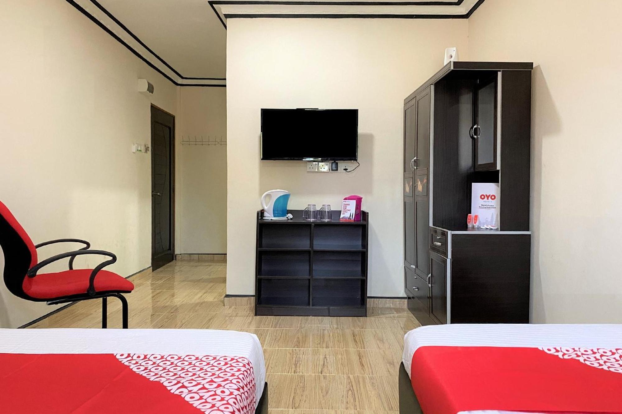 Oyo 90205 Bayu Sintok Motel Changlun Εξωτερικό φωτογραφία